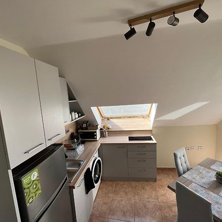 Apartment Happy Holiday 2 Burgas Bagian luar foto