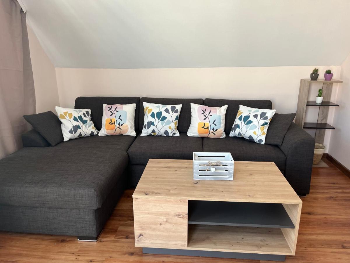 Apartment Happy Holiday 2 Burgas Bagian luar foto