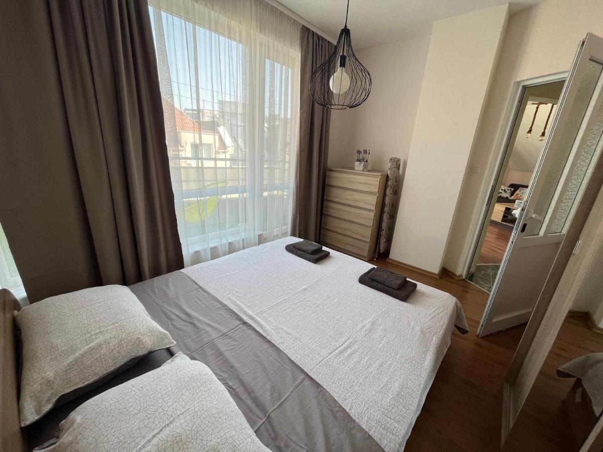 Apartment Happy Holiday 2 Burgas Bagian luar foto