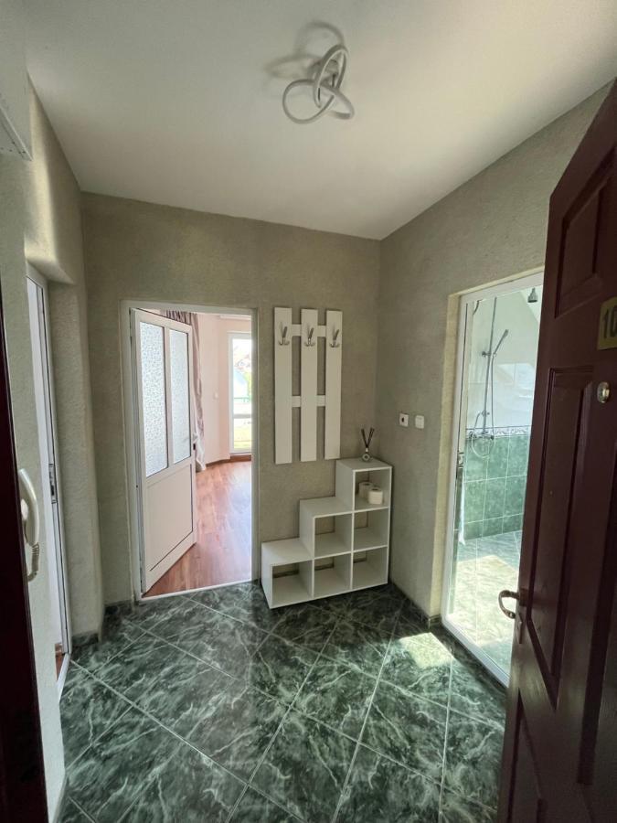 Apartment Happy Holiday 2 Burgas Bagian luar foto